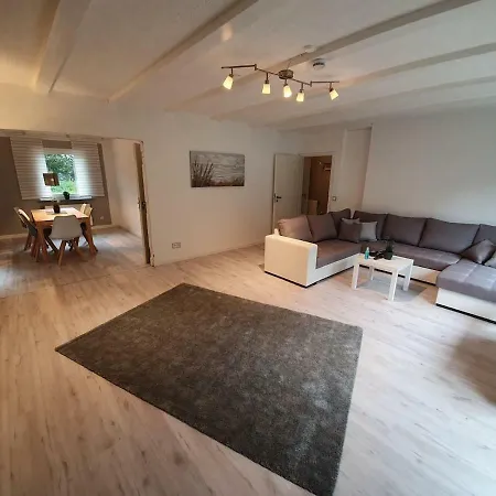 Tolle 125m² Erdgeschosswohnung Im Einzelhaus Apartment Kaltenkirchen
